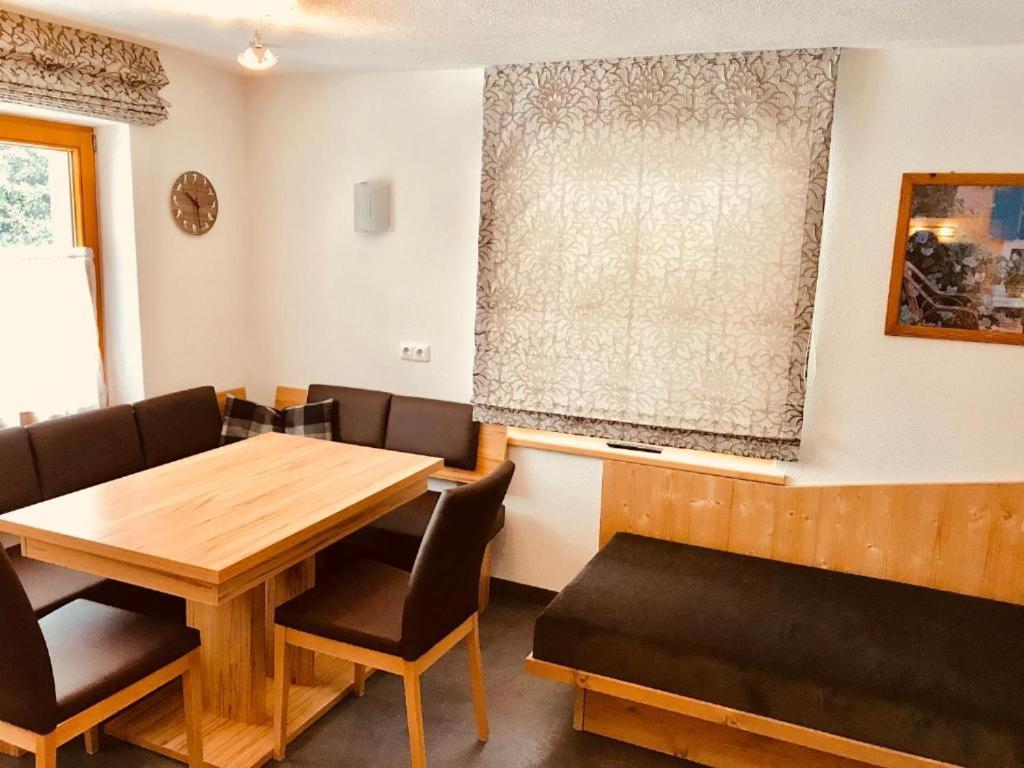 Haus Steissbach Apartman Sankt Anton am Arlberg Kültér fotó